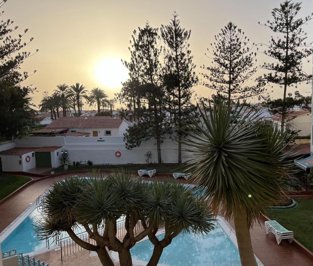 Yumbo Sunset Suite Tanife - 50M From Yumbo プラヤ・デル・イングレス エクステリア 写真