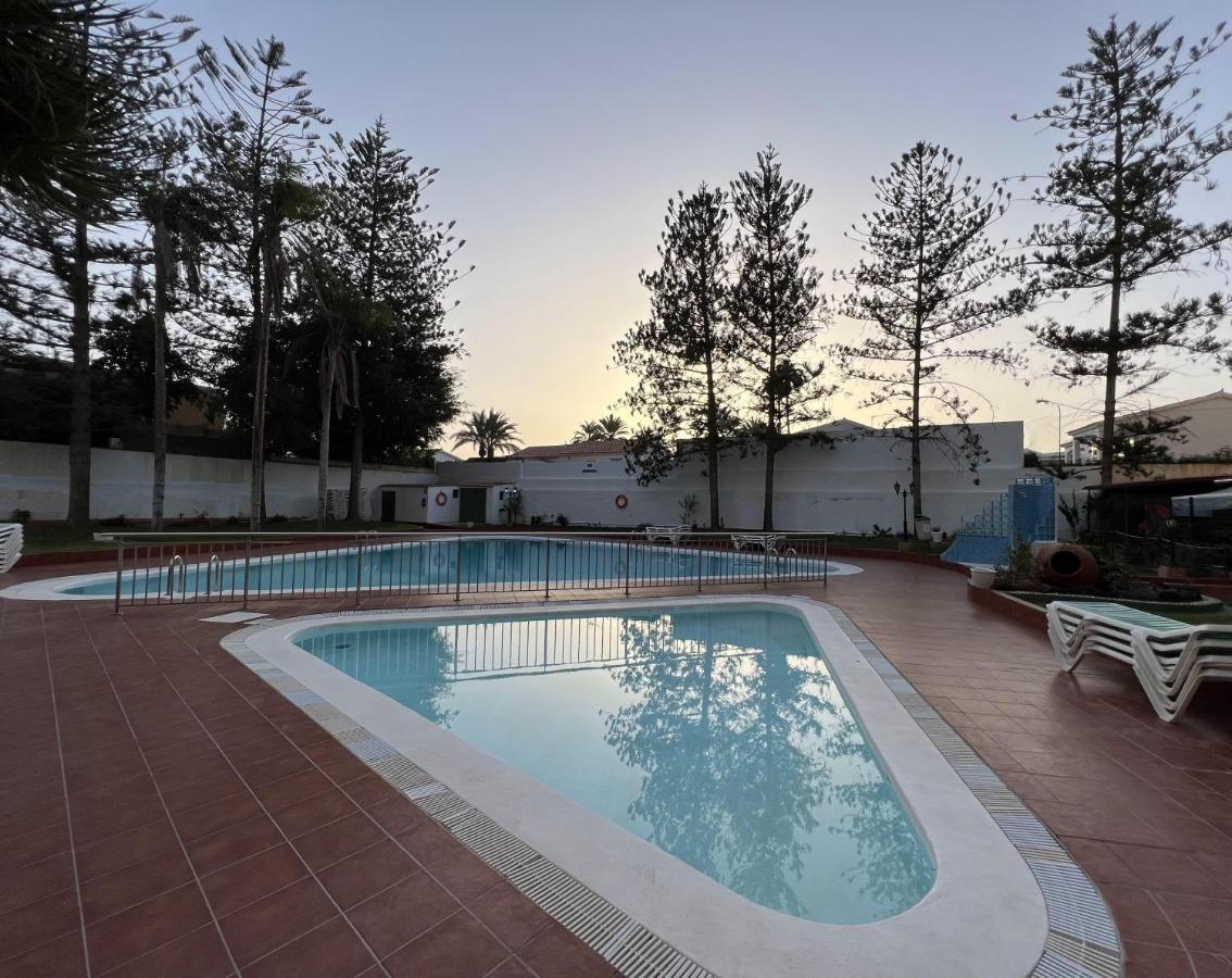 Yumbo Sunset Suite Tanife - 50M From Yumbo プラヤ・デル・イングレス エクステリア 写真